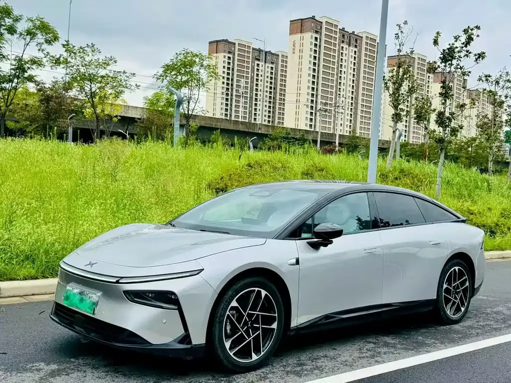 XPeng P7+ — фото 1