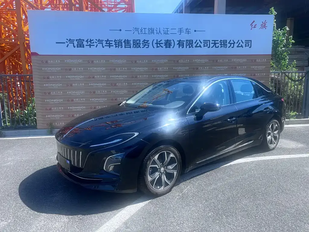 Hongqi E-QM5 — фото 1