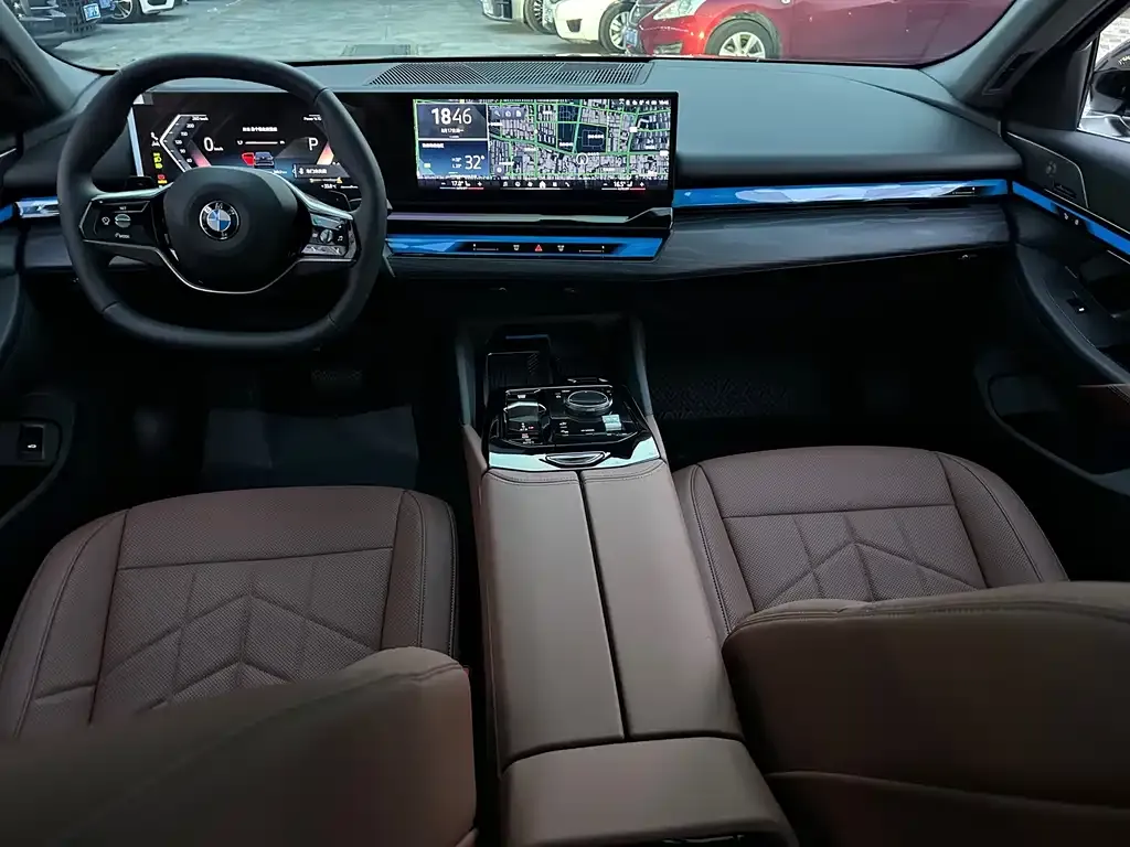 BMW 5 Series — фото 2