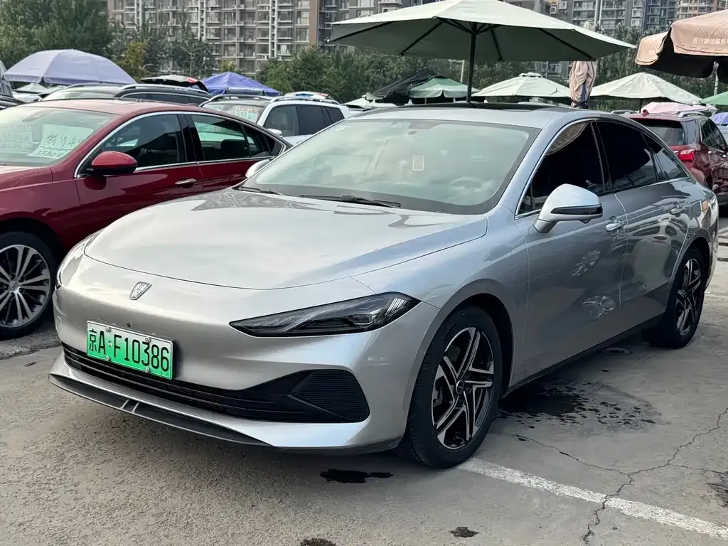 Roewe D7 — фото 1