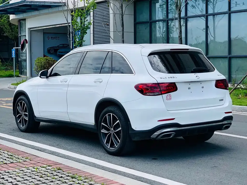 Mercedes-Benz GLC — фото 9