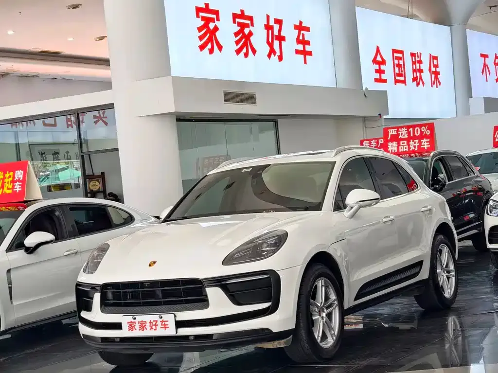 Porsche Macan — фото 1