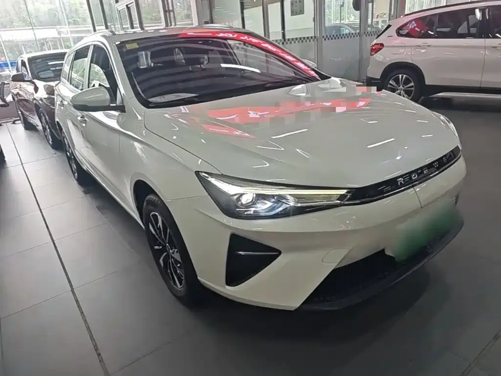 Roewe Ei5 — фото 3