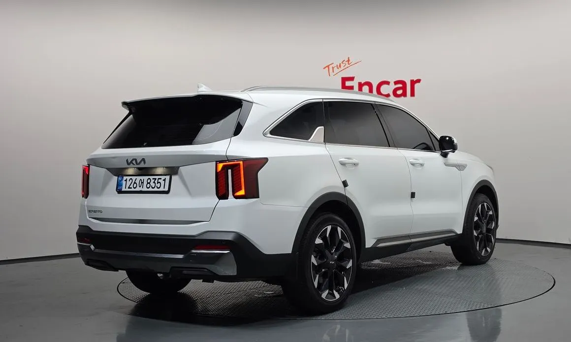 Kia Sorento — фото 4