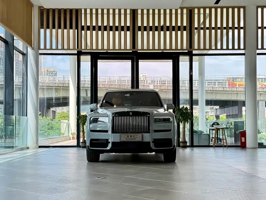 Rolls-Royce Cullinan — фото 3