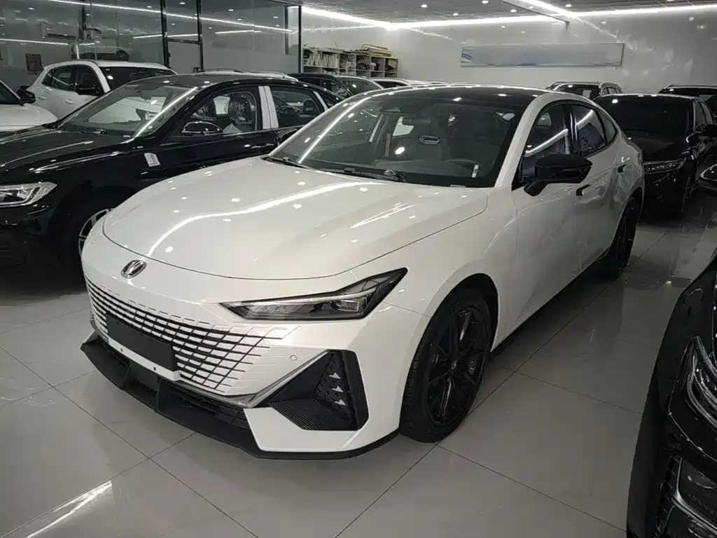 Changan UNI-V — фото 8