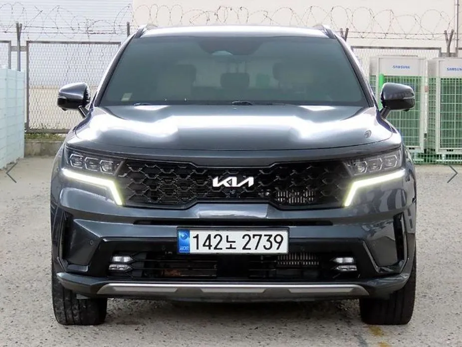 Kia Sorento — фото 1