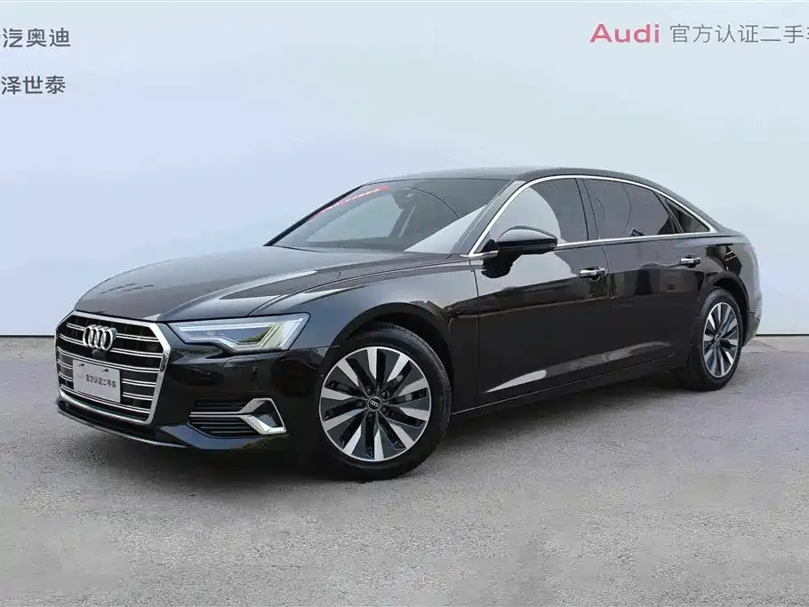 Audi A6L — фото 1
