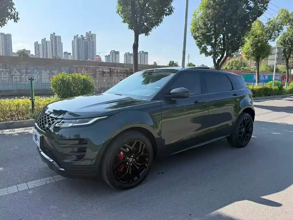 Land Rover Evoque — фото 1