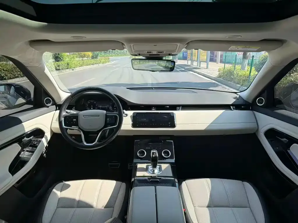 Land Rover Evoque — фото 2