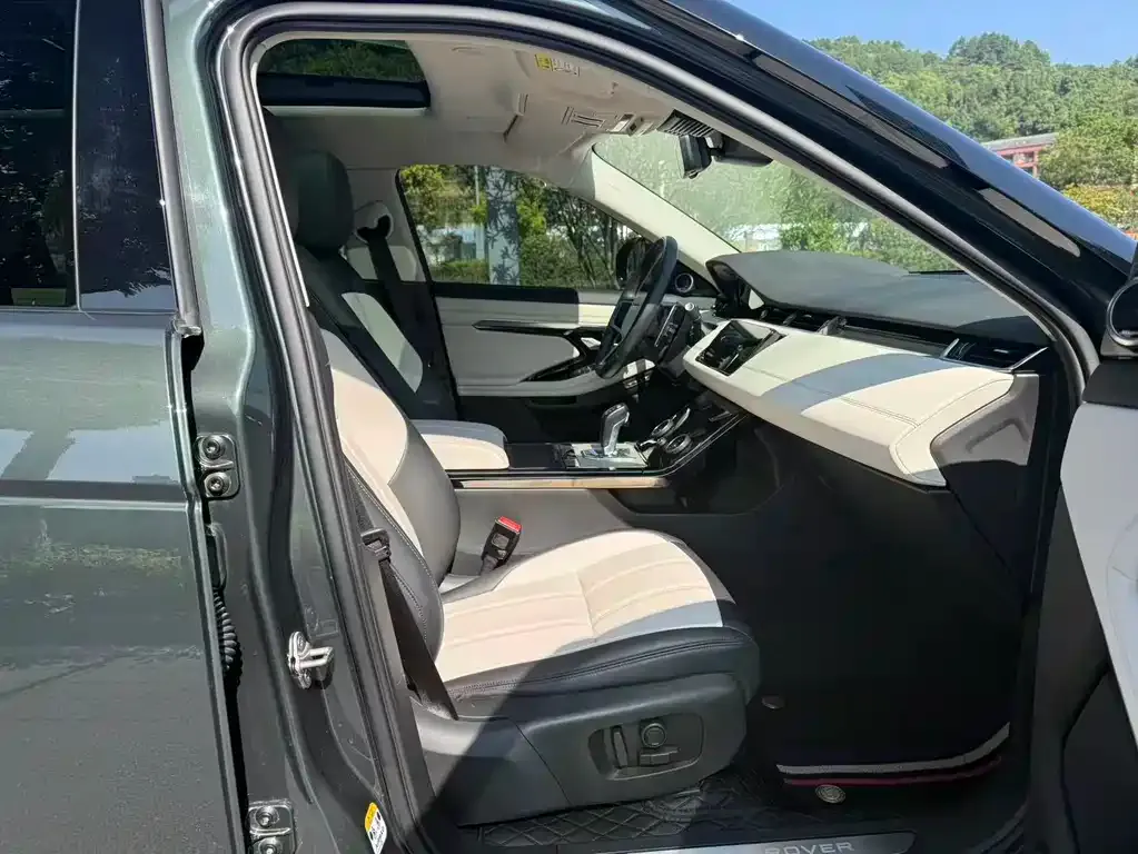Land Rover Evoque — фото 6