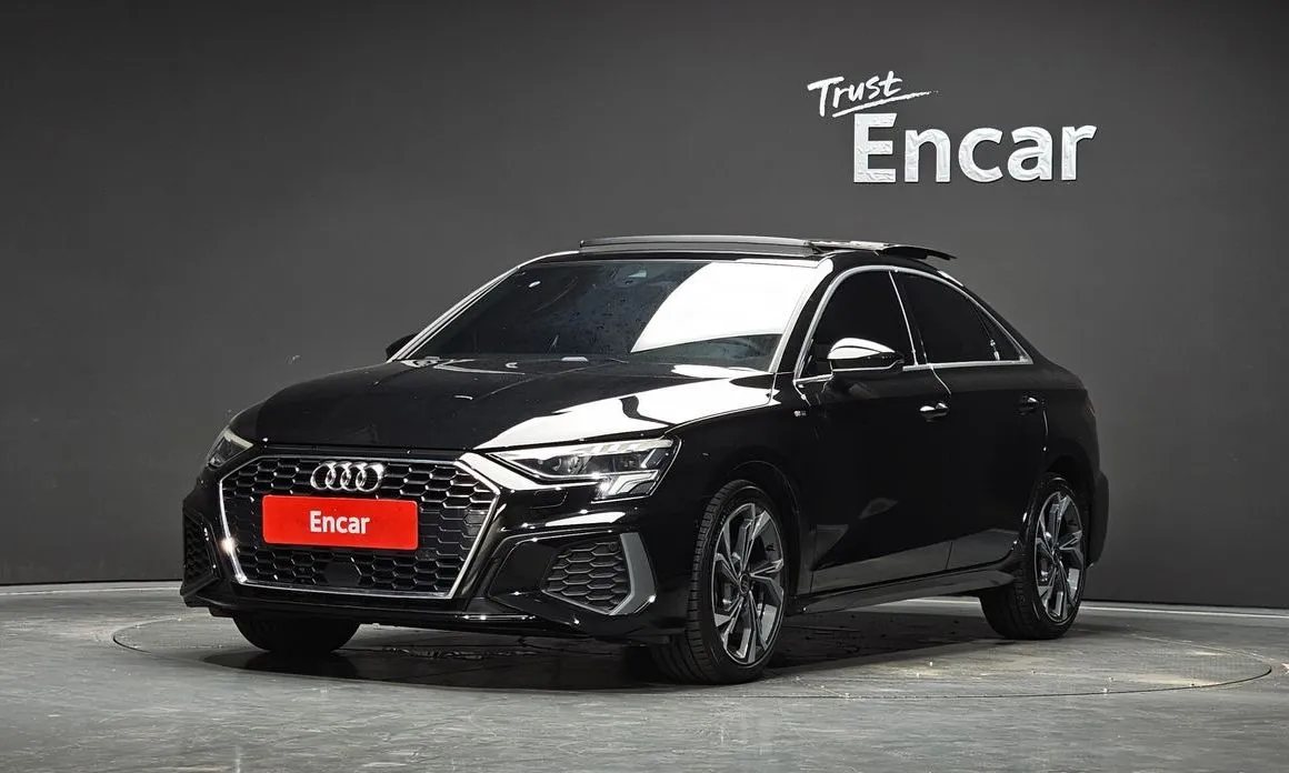 Audi A3 — фото 1