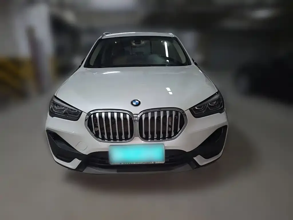 BMW X1 — фото 9
