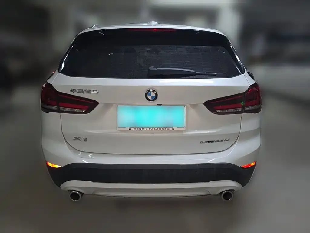 BMW X1 — фото 2