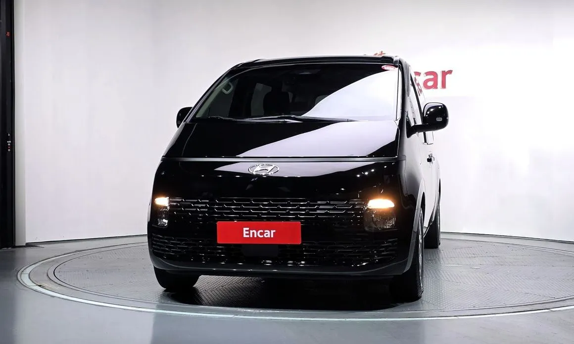Hyundai Staria — фото 2