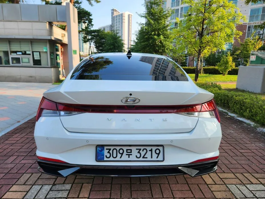 Hyundai AVANTE — фото 9
