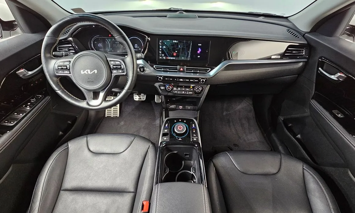 Kia Niro — фото 9