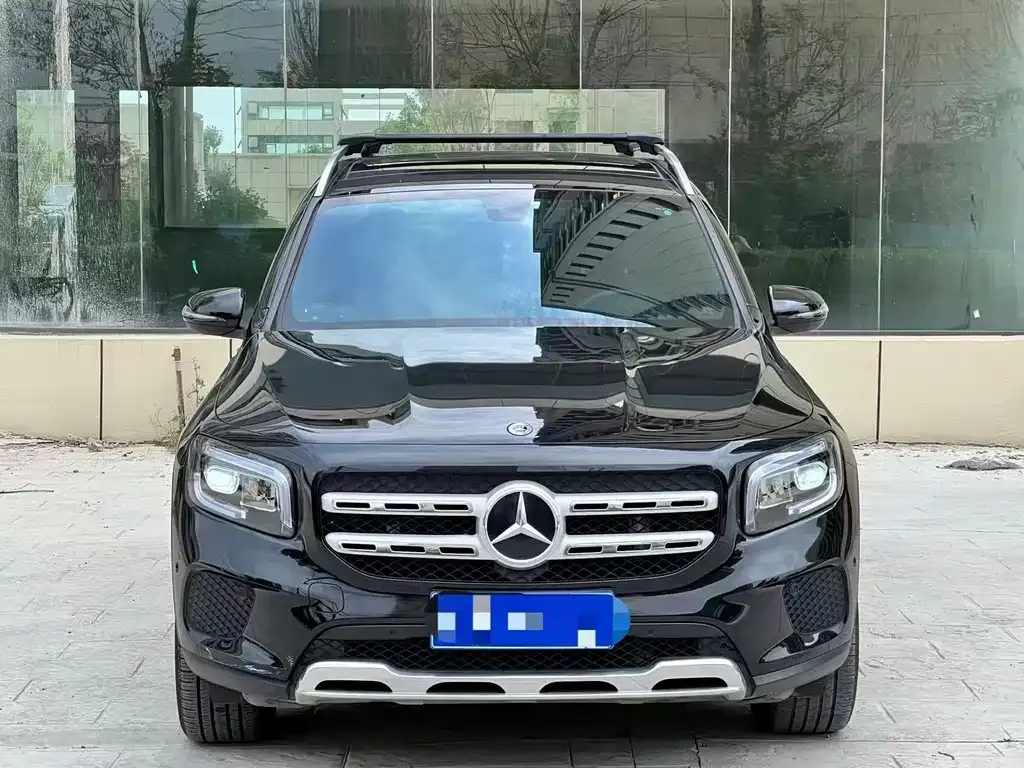 Mercedes-Benz GLB — фото 3