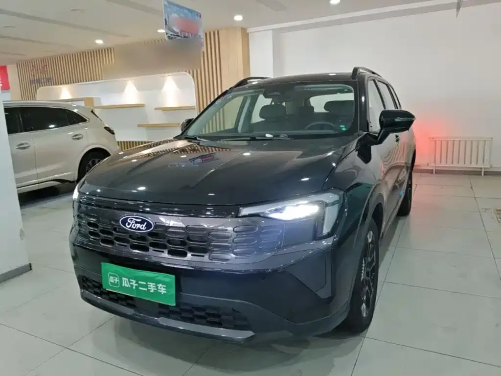 Ford Equator Sport New Energy — фото 1