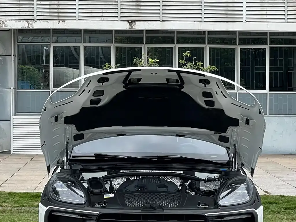 Porsche Macan — фото 3