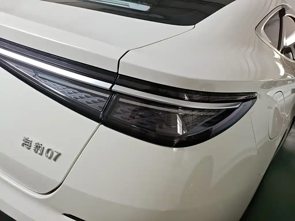 BYD Seal 07 DM-i — фото 4