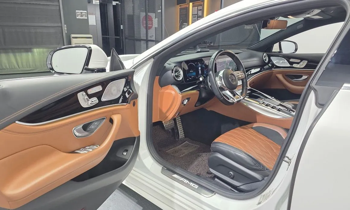 Mercedes-Benz AMG GT — фото 5