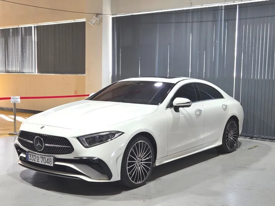 Mercedes-Benz CLS-Class — фото 1