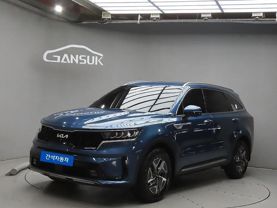 Kia Sorento — фото 8