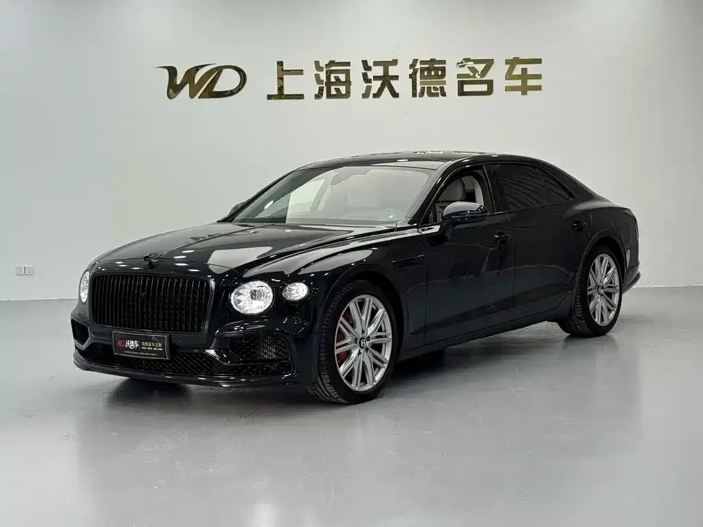 Bentley Flying Spur — фото 1