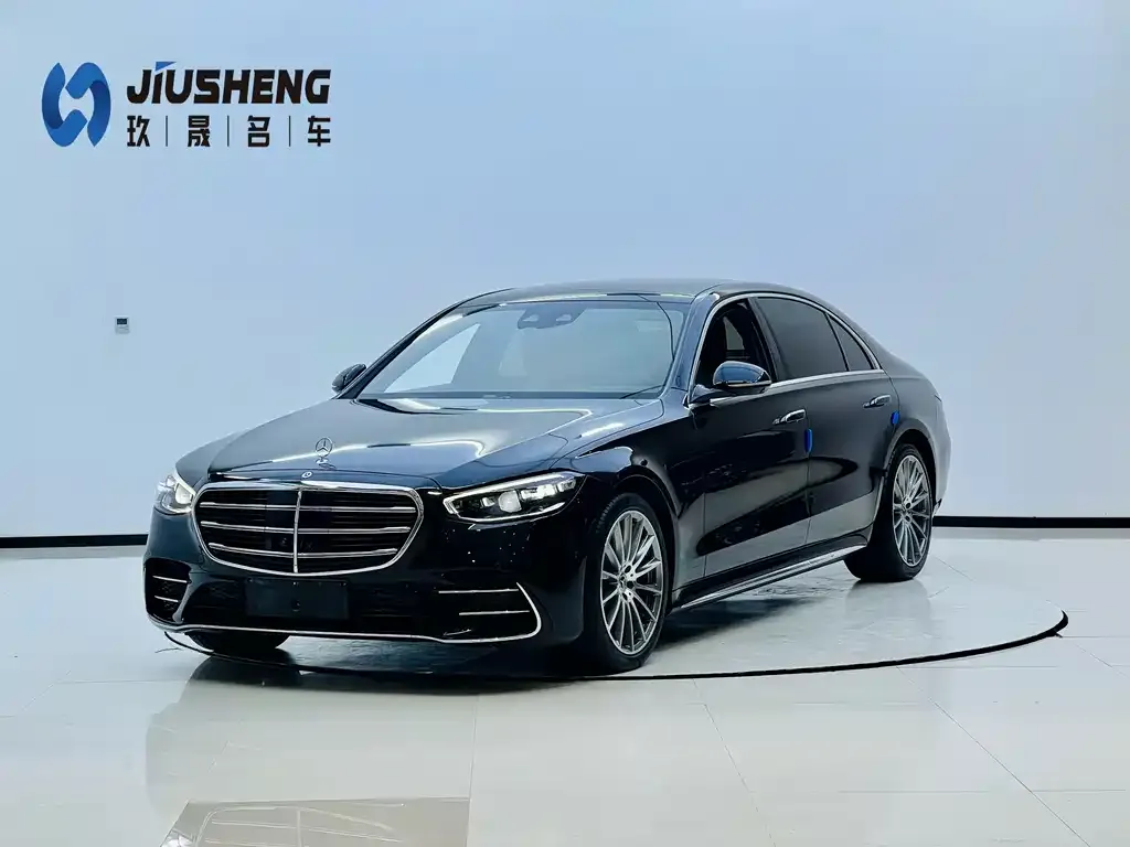 Mercedes-Benz S-Class — фото 1