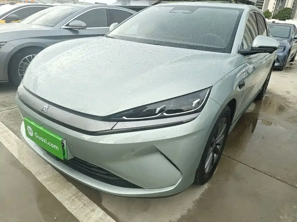 BYD Qin L — фото 1