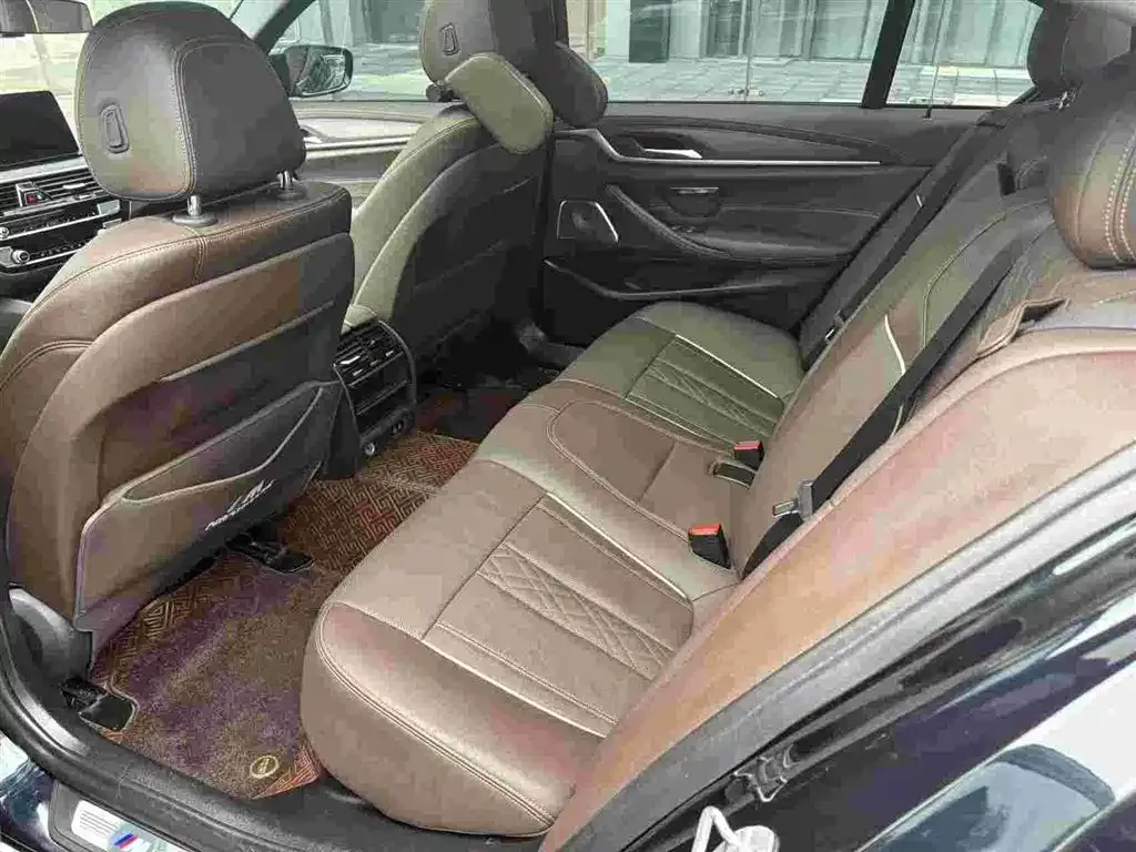 BMW 5 Series — фото 2