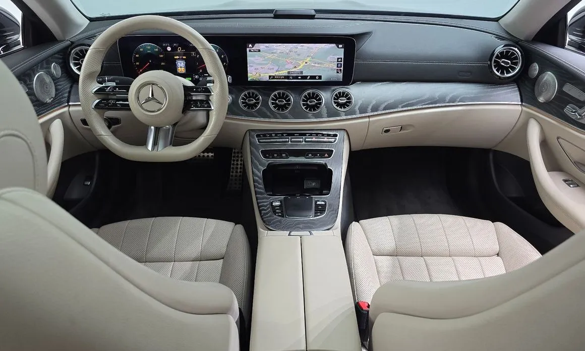 Mercedes-Benz E-Class — фото 10