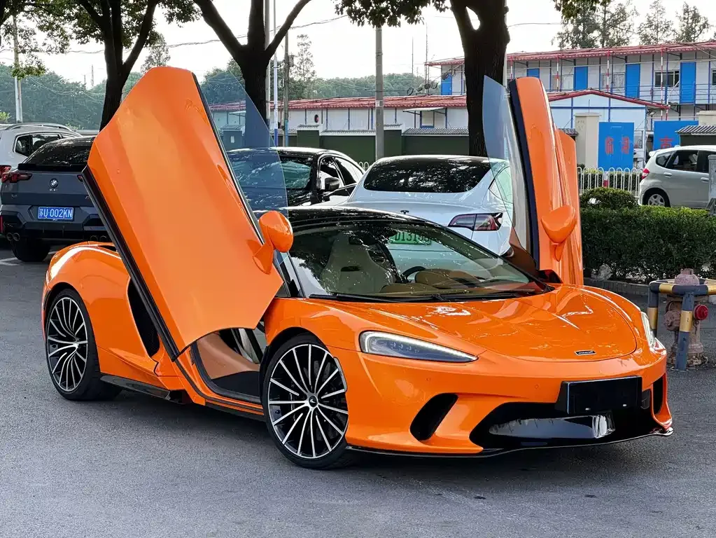 McLaren GT — фото 9