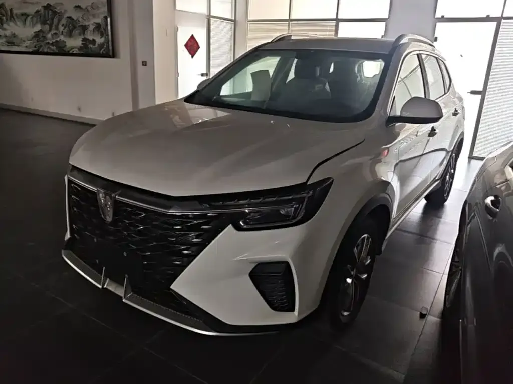 Roewe RX5 — фото 1