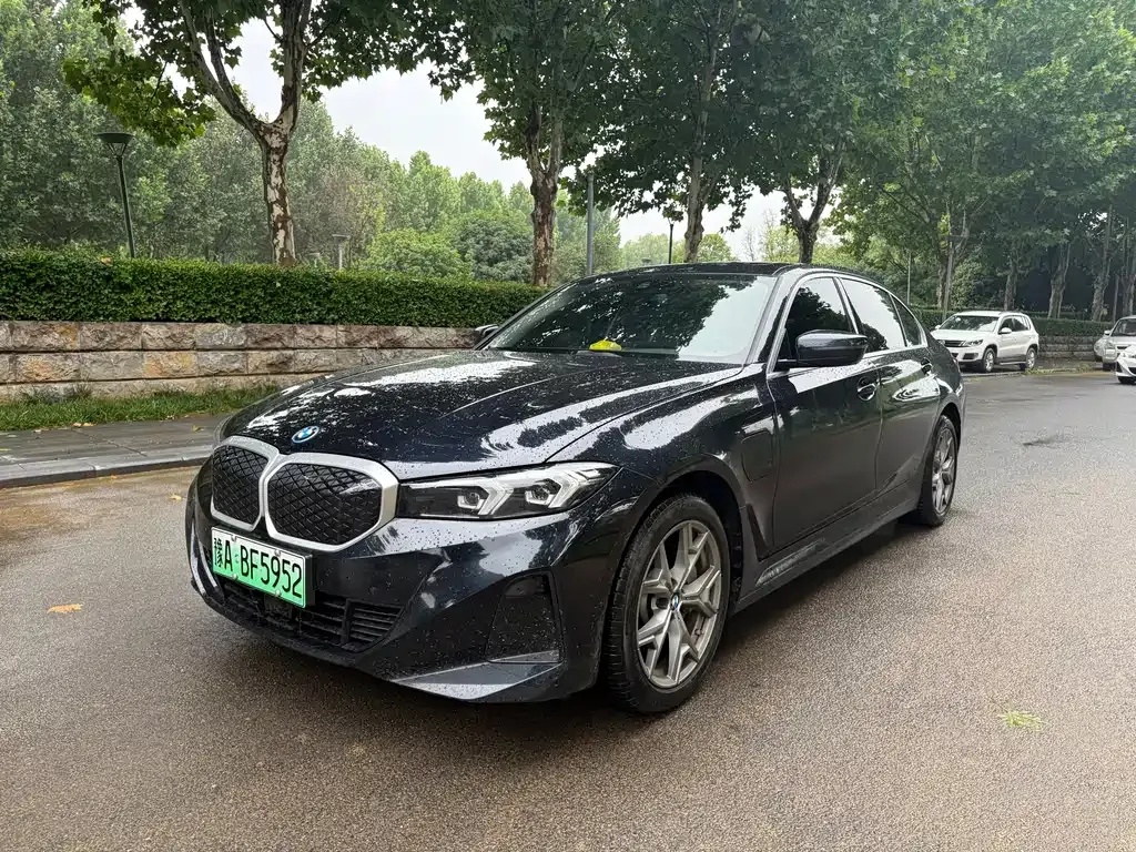 BMW i3 — фото 1