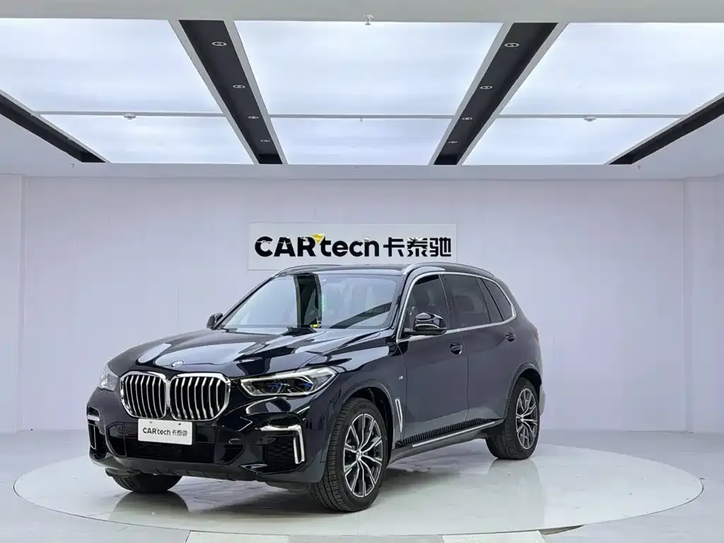 BMW X5 — фото 1