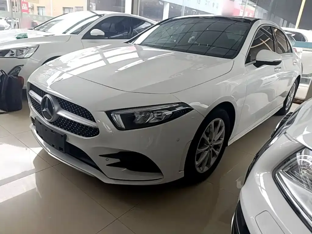 Mercedes-Benz A-Class — фото 1