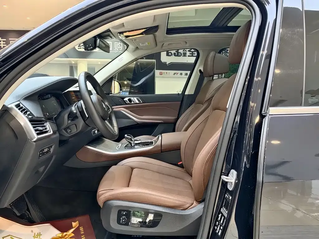 BMW X5 (Import) — фото 9