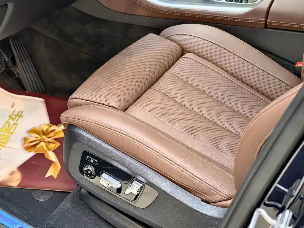 BMW X5 (Import) — фото 10