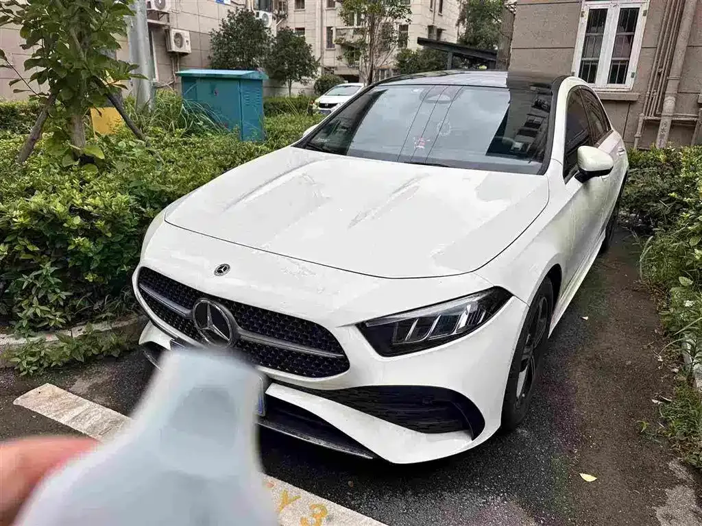 Mercedes-Benz A-Class — фото 1