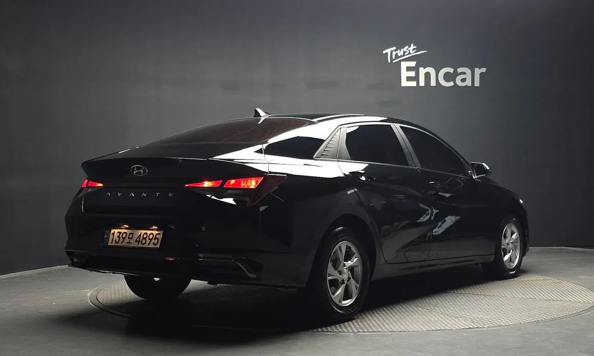 Hyundai AVANTE — фото 5