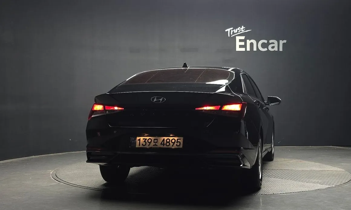 Hyundai AVANTE — фото 4