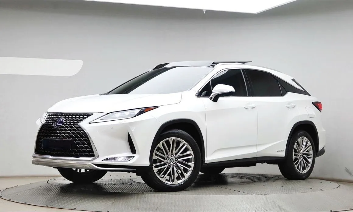 Lexus RX — фото 1