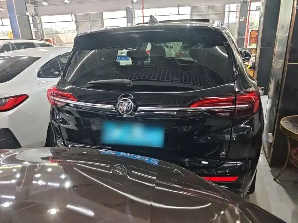 Buick Envision Plus — фото 4