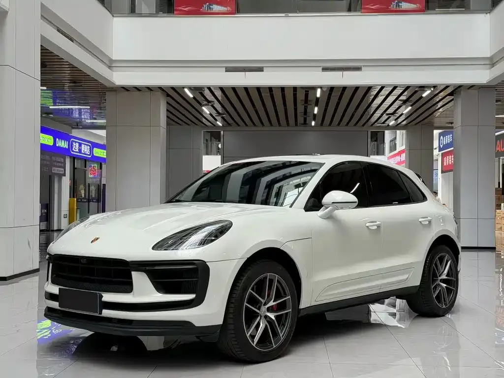 Porsche Macan — фото 1