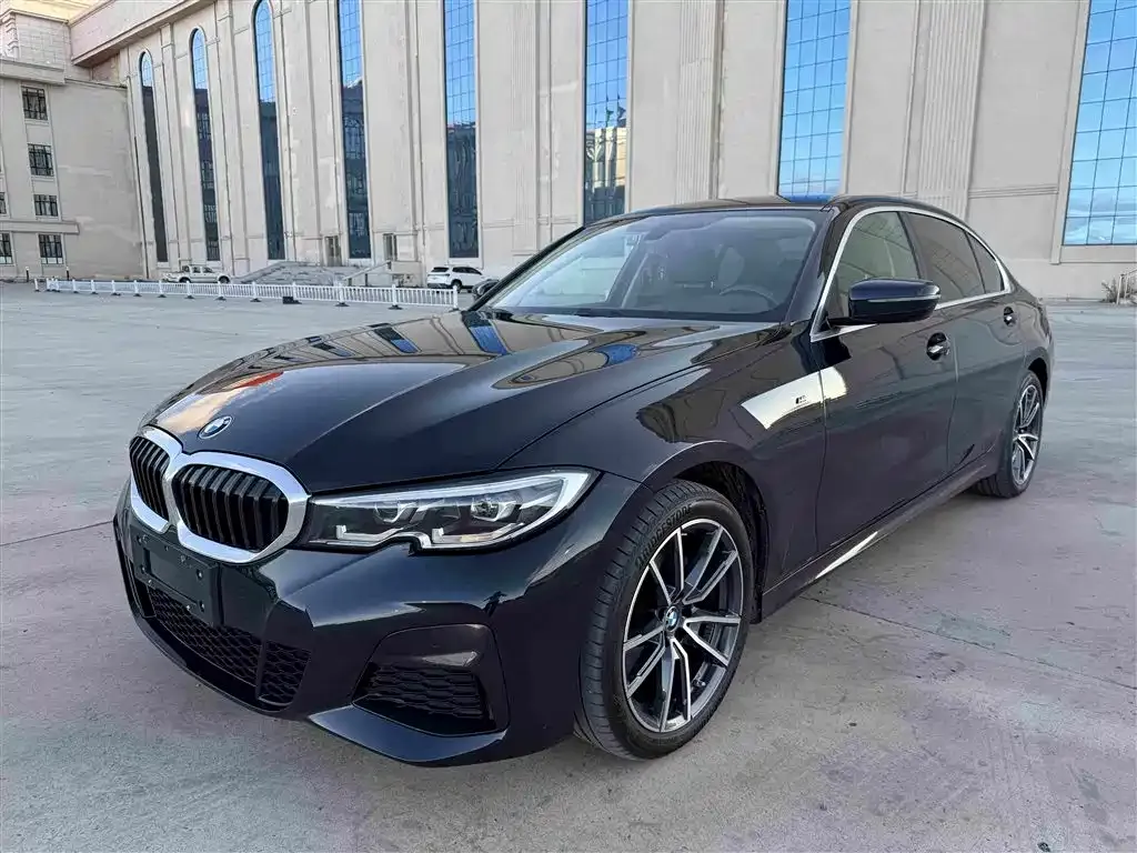 BMW 3 Series — фото 1