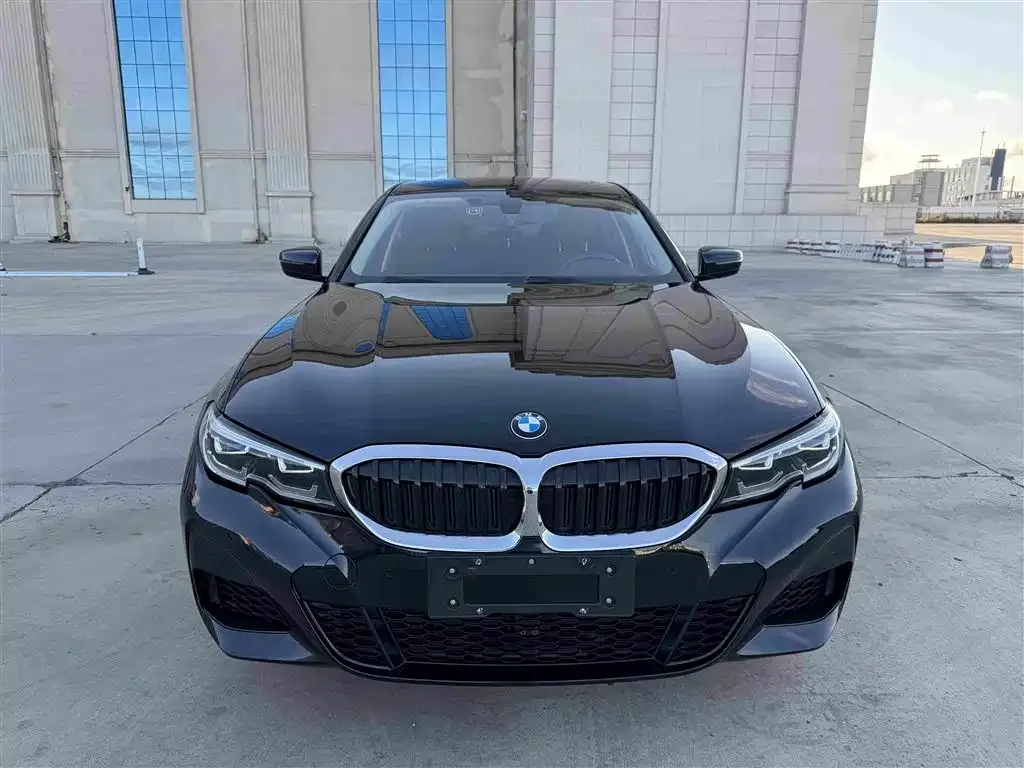 BMW 3 Series — фото 10
