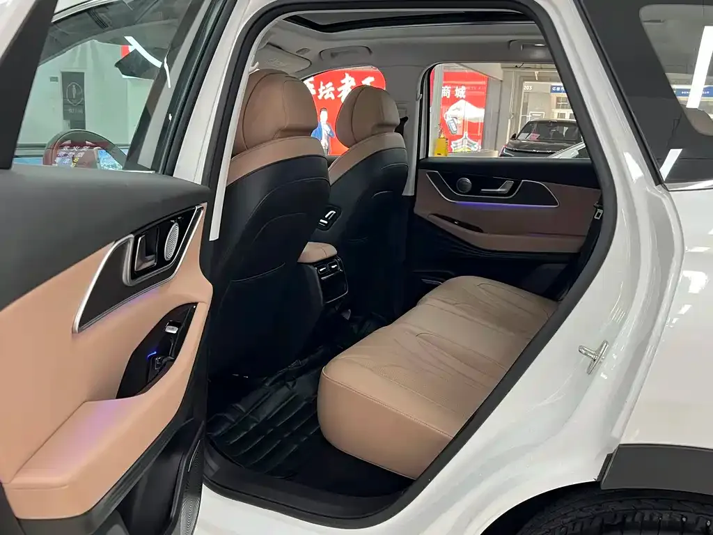 Chery Tiggo 8L — фото 2