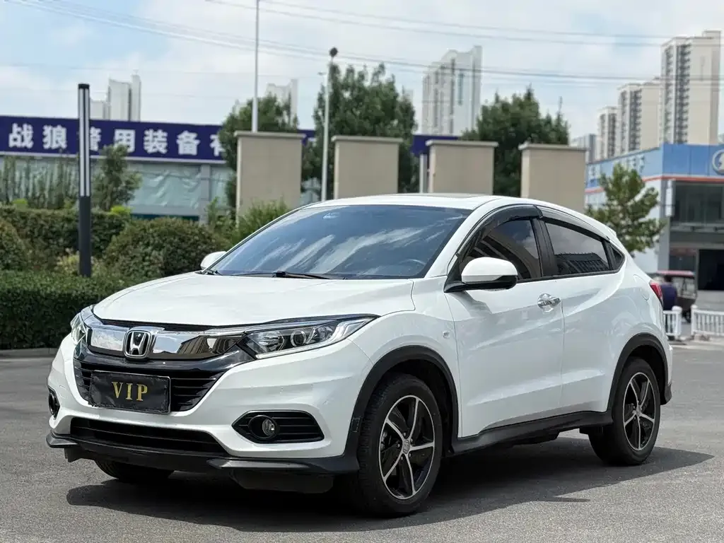Honda Vezel — фото 1